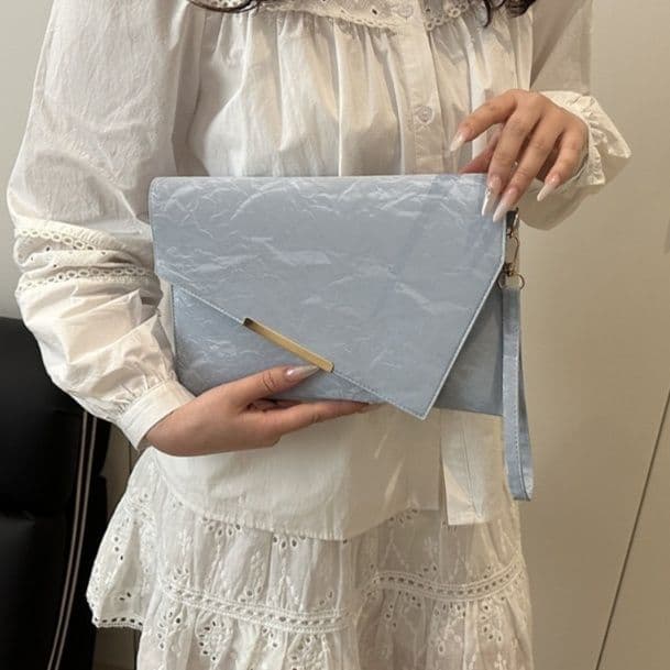 クラッチバッグ 普段使い◎ シンプル封筒型 高見えカジュアルクラッチバッグ