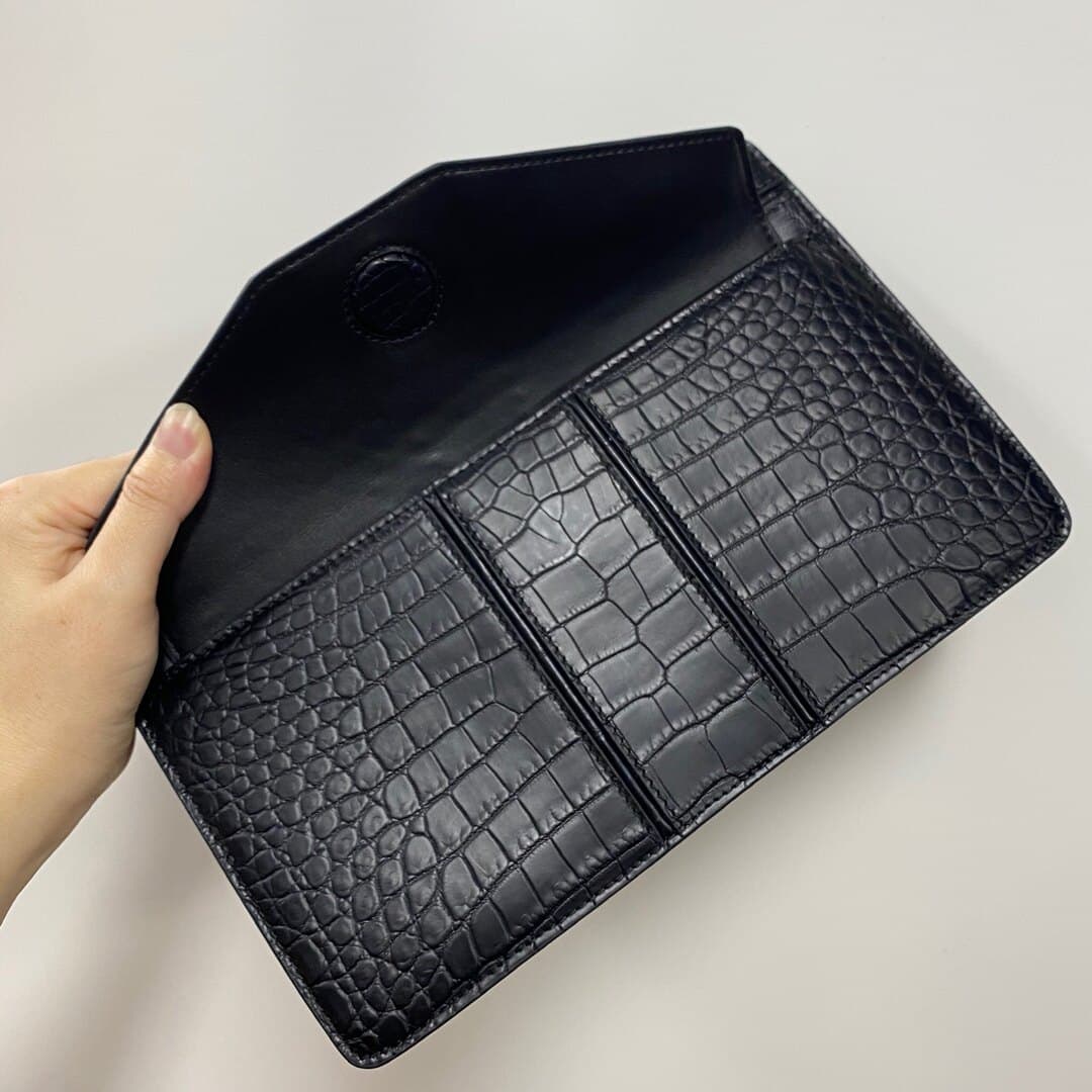 クラッチバッグ 型押しレザー高級クラッチバッグ